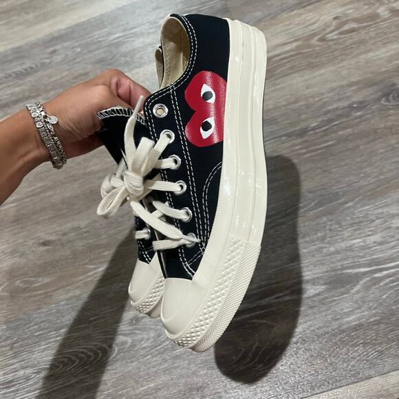 COMME des GARCONS PLAY Converse Emblem Low Top Canvas Black Sneakers - Picture 4 of 6